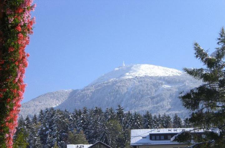 Haus Angelika - Bed & Breakfast - Innsbruck/Igls Esterno foto