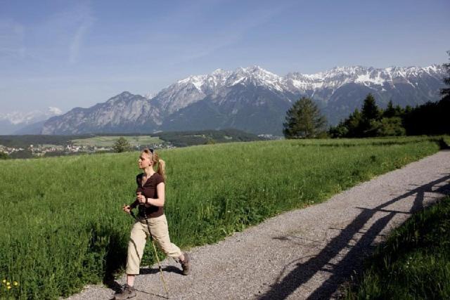 Haus Angelika - Bed & Breakfast - Innsbruck/Igls Esterno foto